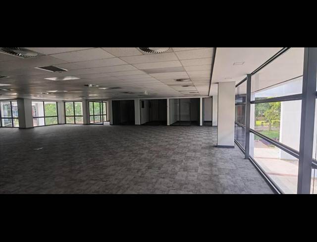 BUSINESS PROPERTY TO RENT IN PERSEQUOR